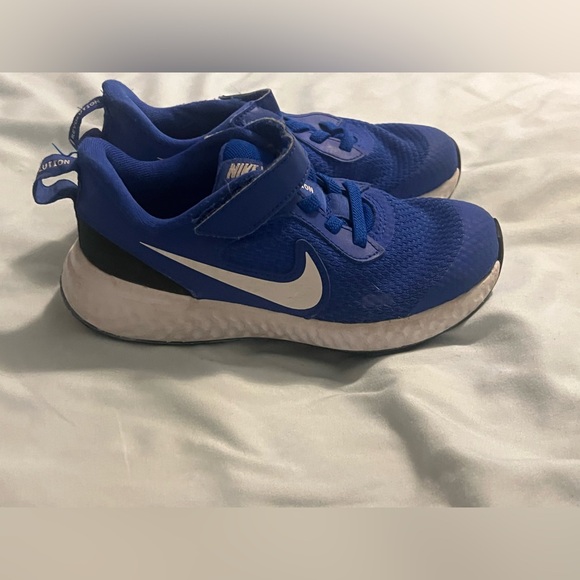 Little kids- Nike Revolution 5 FlyEase Toddler Shoes Blue/White Size 11C - Picture 1 of 7